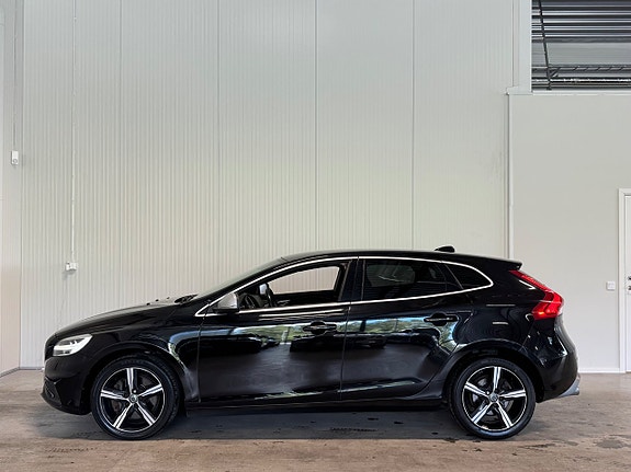 Volvo V40 5 of 5