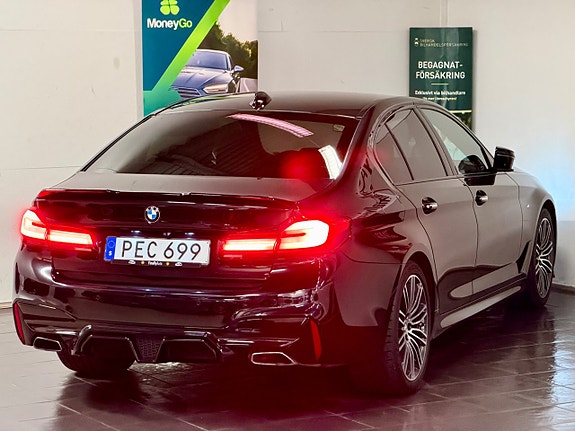 BMW 530i 4 of 5