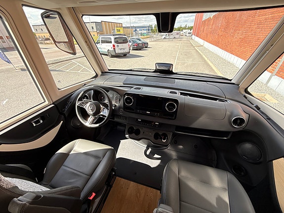 Hymer Masterline I 780 9 of 12