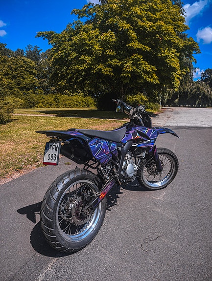 Yamaha DT50R 2 of 3
