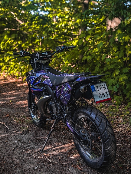 Yamaha DT50R 3 of 4
