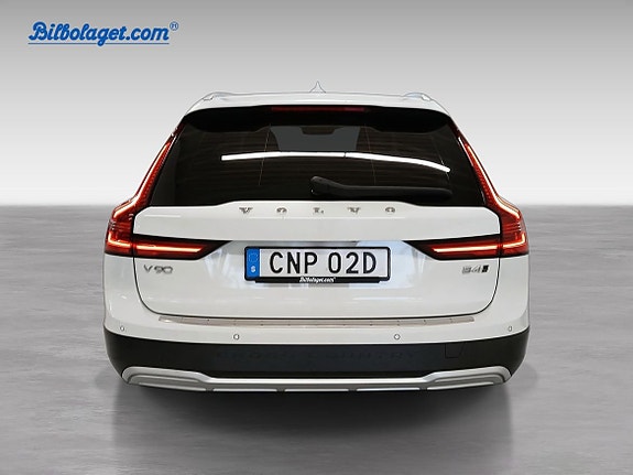 Volvo V90 Cross Country 4 of 5