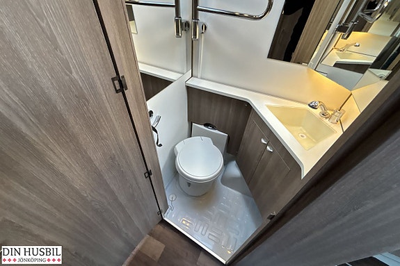 Kabe ROYAL 560 GLE KS 8 of 15