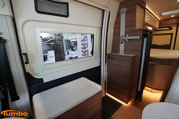 Rapido V62 65ans Dubbelbädd 180hk Automat 4250kg Dieselpanna 6 of 18