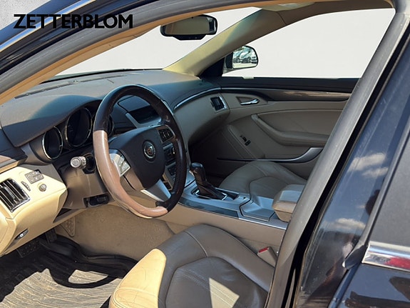 Cadillac CTS 7 of 14
