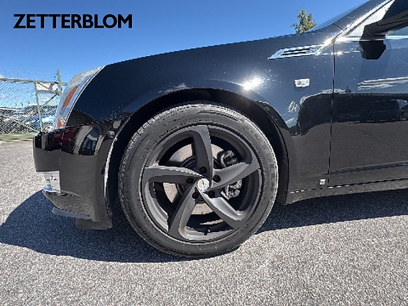 Cadillac CTS 13 of 14