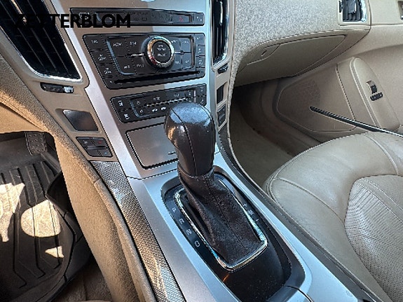 Cadillac CTS 14 of 14