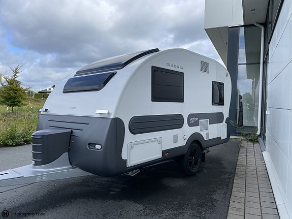 Adria Action Sport 391 LH 2 of 10
