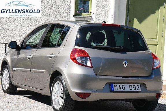 Renault Clio 7 of 13