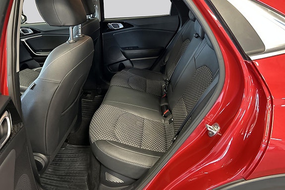 Kia XCeed 9 of 17