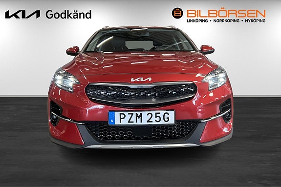 Kia XCeed 2 of 17