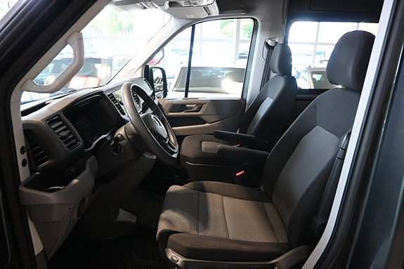 Volkswagen Crafter 8 of 25