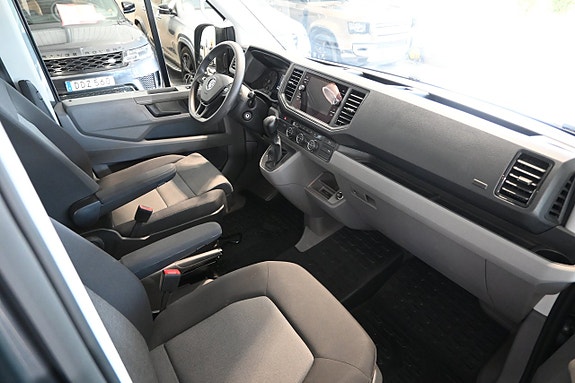Volkswagen Crafter 10 of 25