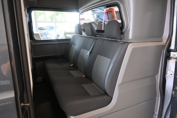 Volkswagen Crafter 9 of 25