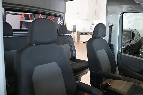 Volkswagen Crafter 11 of 25