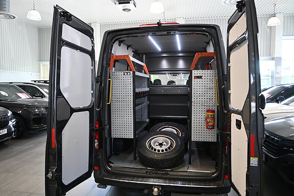Volkswagen Crafter 15 of 25