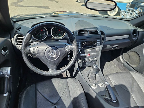 Mercedes-Benz SLK200 10 of 11