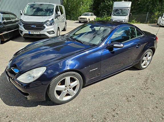 Mercedes-Benz SLK200 8 of 11