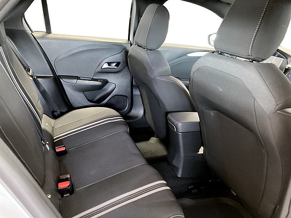 Opel Corsa 12 of 15