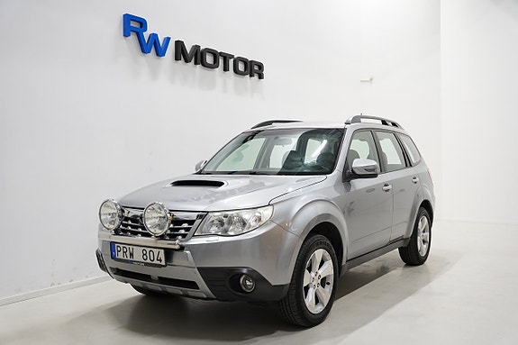 Subaru Forester 2 of 5