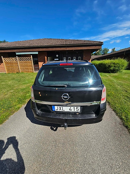 Opel Astra 5 of 6