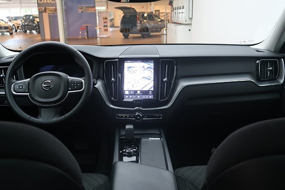 Volvo XC60 6 of 22