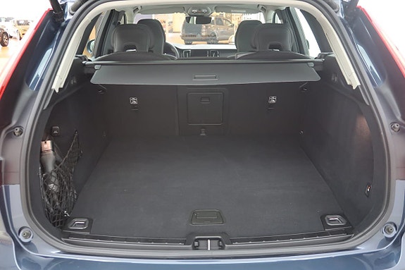 Volvo XC60 21 of 22