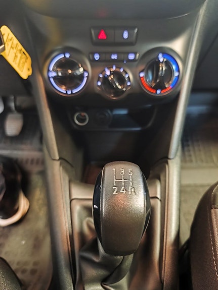 Peugeot 208 14 of 22