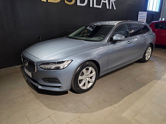 Volvo V90 2 of 5