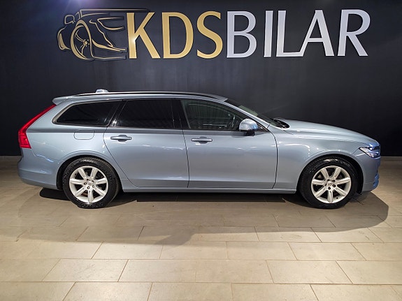 Volvo V90 4 of 5