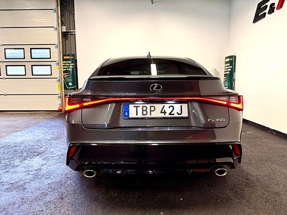 Lexus IS F 6 of 18