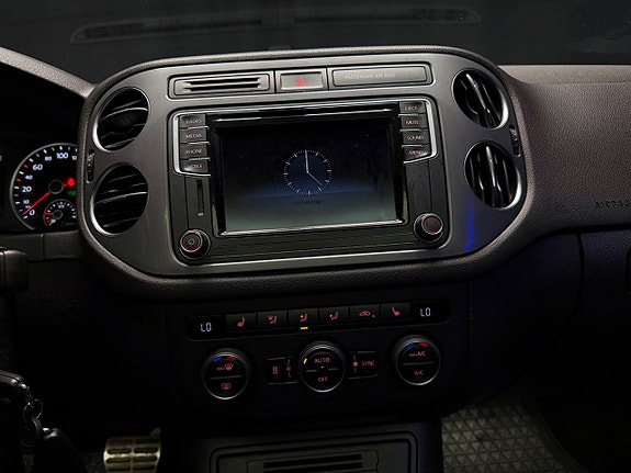 Volkswagen Tiguan 21 of 29