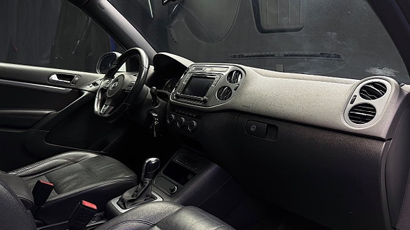 Volkswagen Tiguan 12 of 29