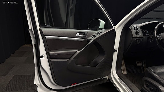 Volkswagen Tiguan 10 of 29