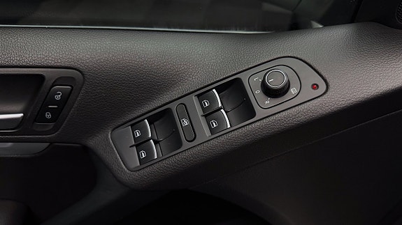 Volkswagen Tiguan 15 of 29