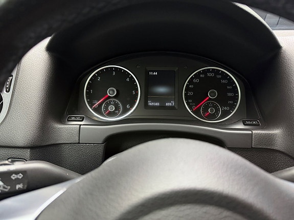 Volkswagen Tiguan 18 of 29