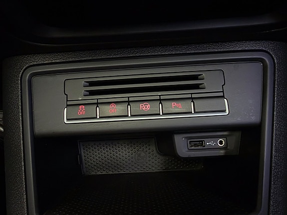 Volkswagen Tiguan 24 of 29
