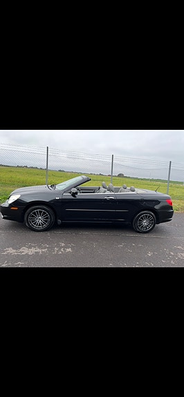 Chrysler Sebring 2 of 5