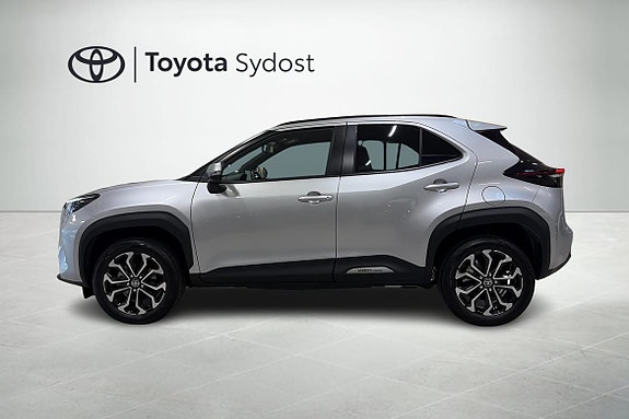 Toyota Yaris Cross 4 of 5