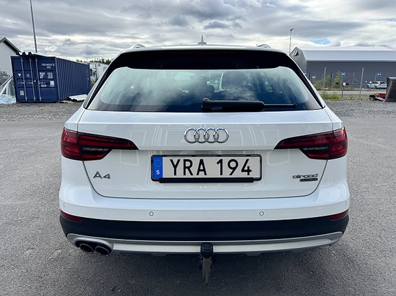 Audi A4 allroad 4 of 5