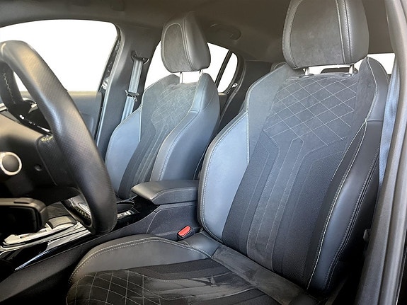 Peugeot e-208 5 of 5