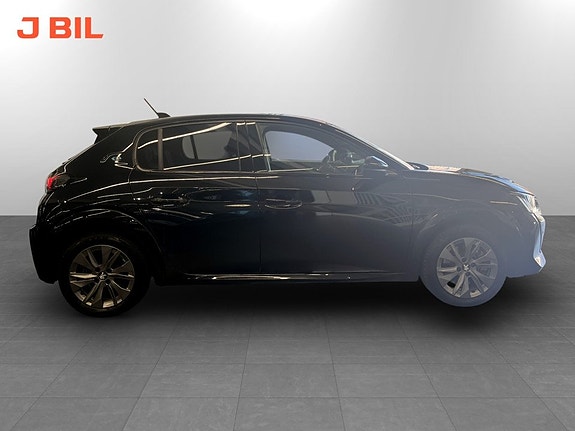 Peugeot e-208 13 of 15