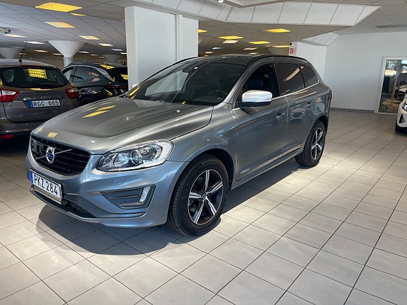 Volvo XC60 2 of 5