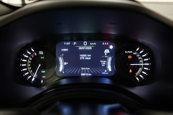 Jeep Renegade 12 of 21