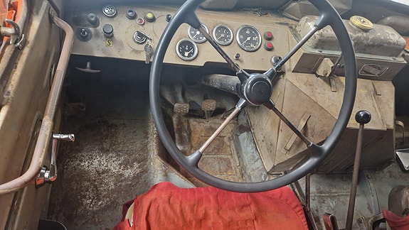 MB Trac Unimog 411 Westfalia 3 of 6