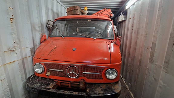 MB Trac Unimog 411 Westfalia 2 of 6