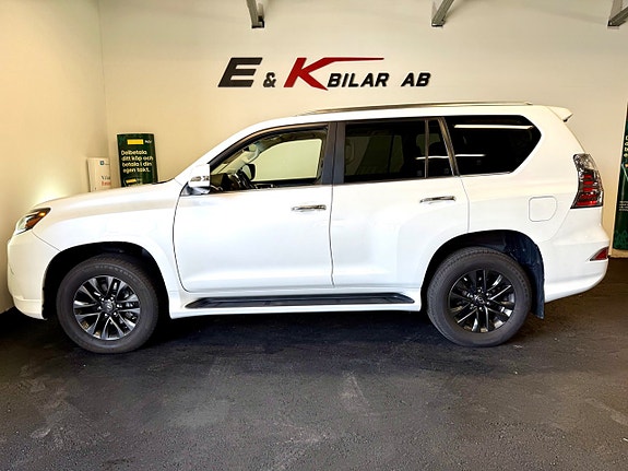 Lexus GX 4 of 5