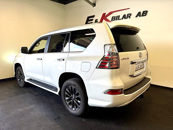 Lexus GX 5 of 5