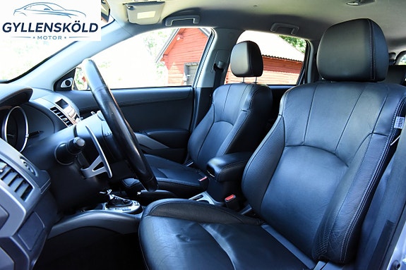 Mitsubishi Outlander 9 of 13