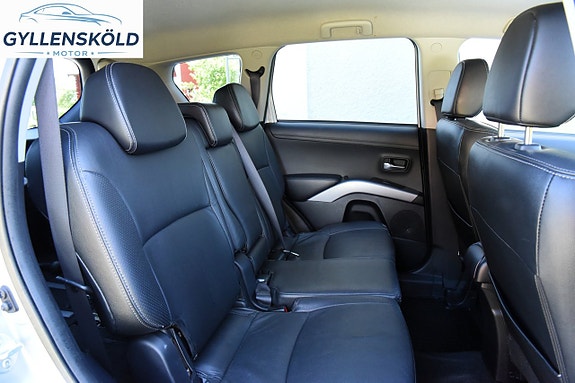 Mitsubishi Outlander 13 of 13